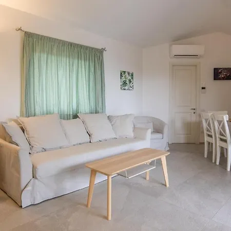 Welcomely - Puntaldia Villa Nuzza Apartment *